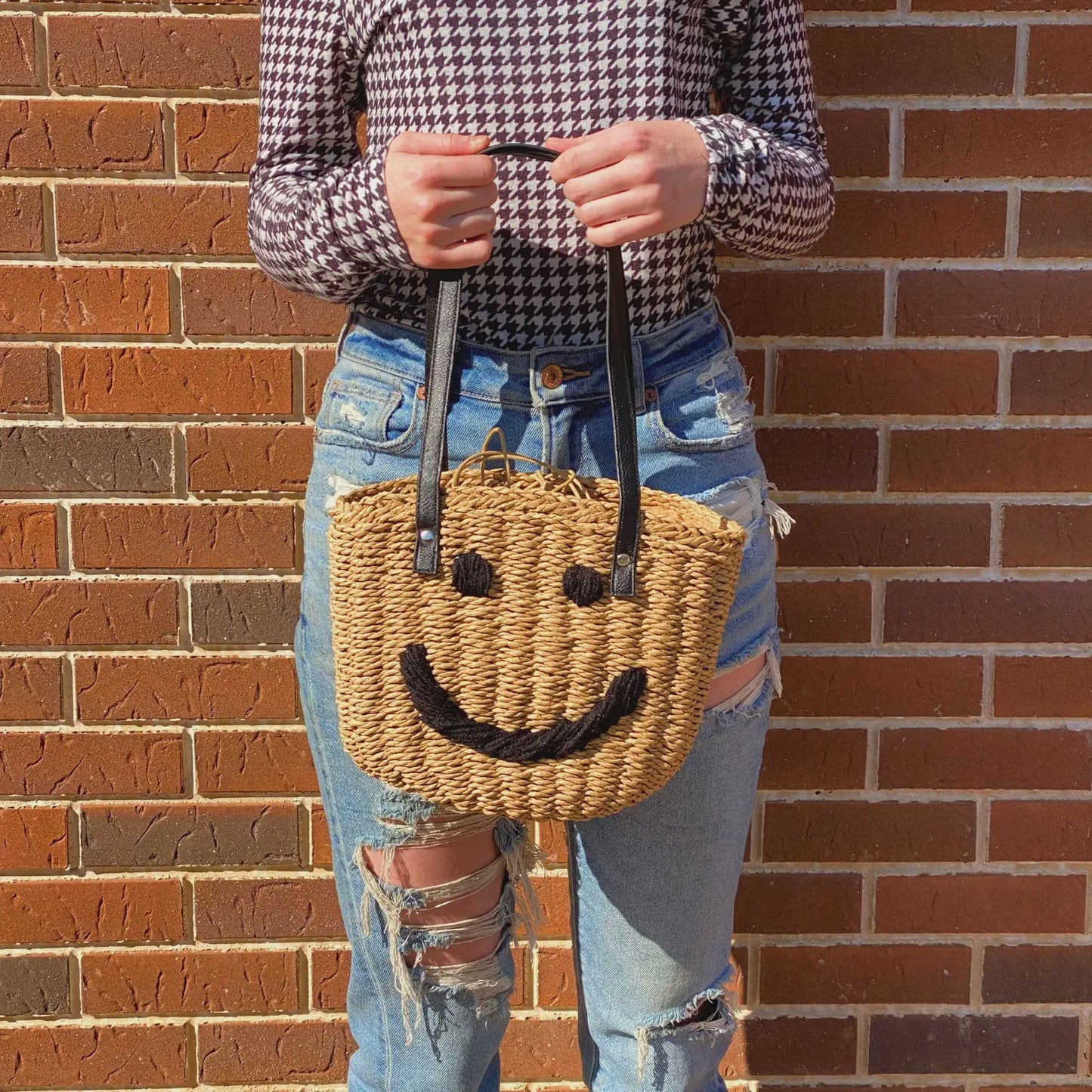 Smile Bucket Bag