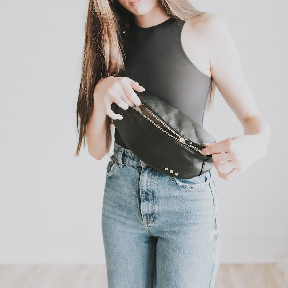Sweet Talk Sling Bag - Black