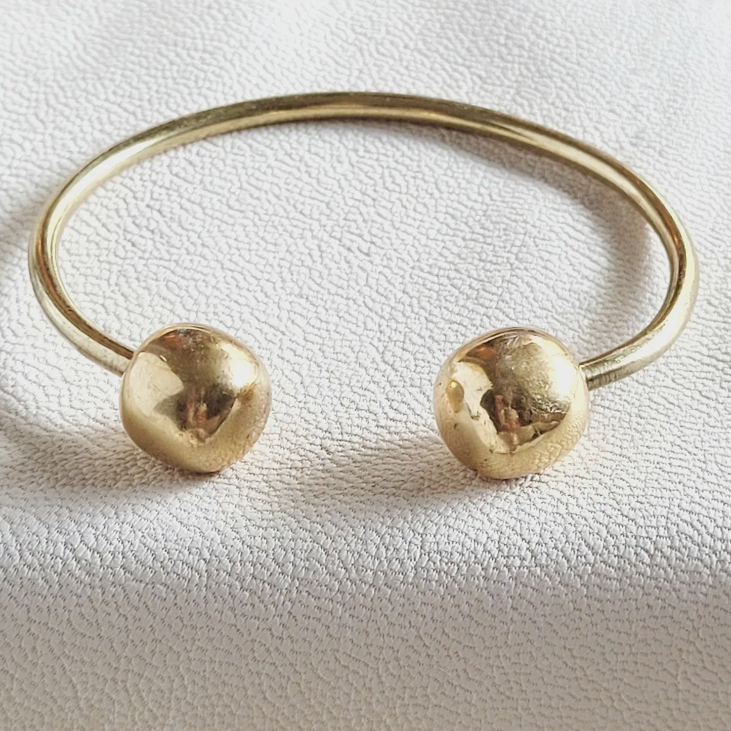 Brass Knobbed Bangle