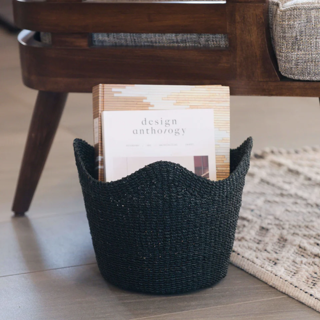 Black Scallop Basket