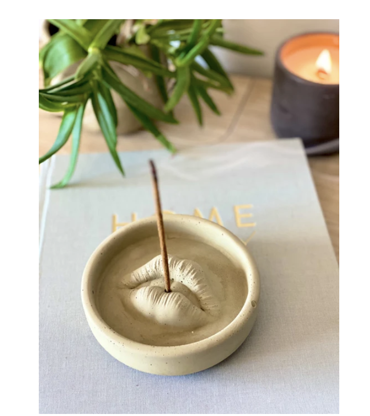 Lips Incense Holder - Oat