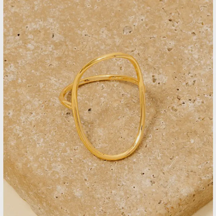 Curved Oval Ring