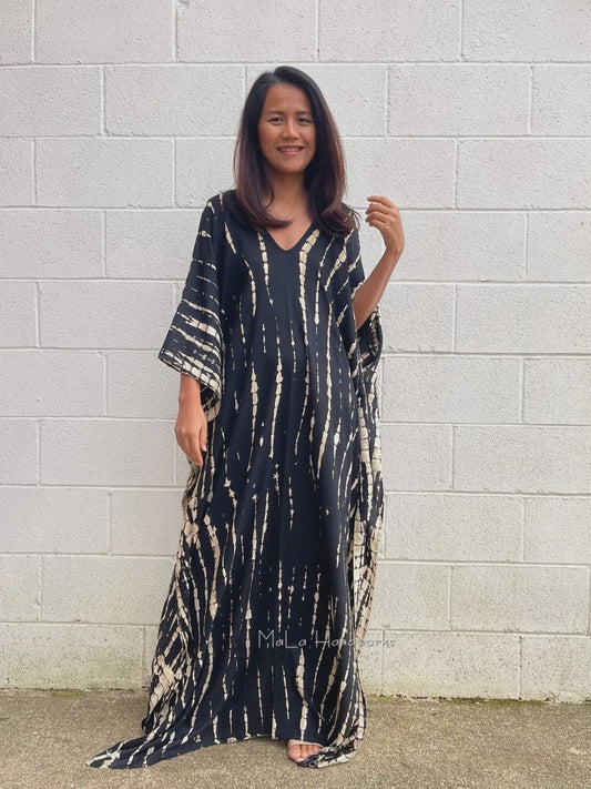 Mala Kaftan in Black Tie Dye