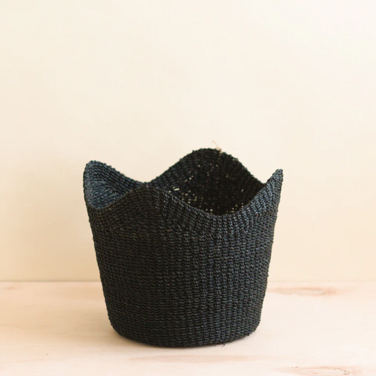 Black Scallop Basket